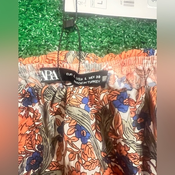 ZARA off the shoulder top NWT 🤩 - Picture 2 of 3